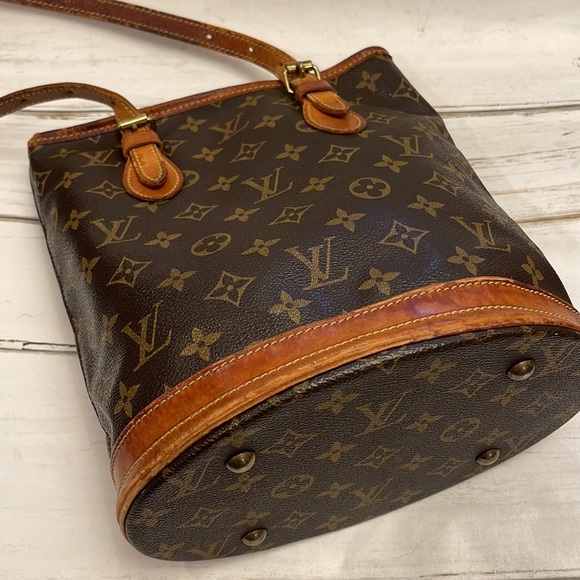Authentic Louis Vuitton Petit Bucket Bag - Picture 4 of 13